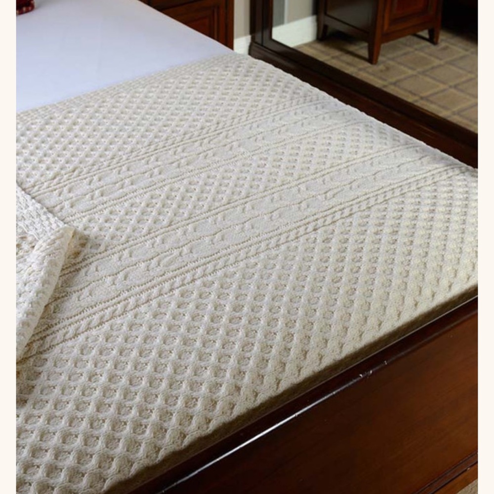 Aran Sweater Market - O'Malley Clan Aran Throw
